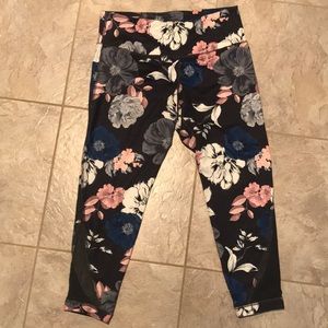 Old Navy Active Leggings